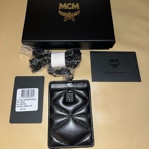 !!!NEW!!! MCM Chain Card Case in Cloud Quilted Leather